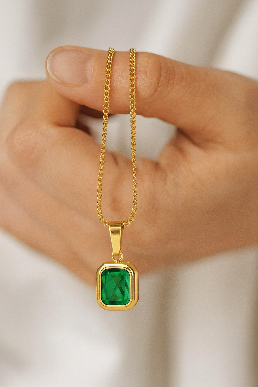 Emerald Pendant Necklace
